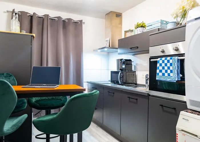 #611 Stilvolle Und Komfortable In Lejlighed